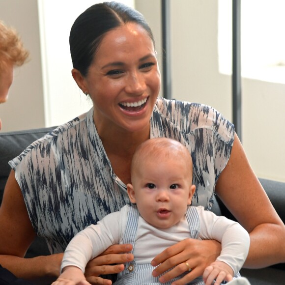 Meghan Markle relatou sobre perda natural: 'Enquanto segurava meu primeiro filho, estava perdendo meu segundo'