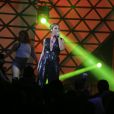 Valesaca Popozuda levantou o público ao cantar seus hits: 'Sou a Diva que Você Quer Copiar' e 'Beijinho no Ombro', no Prêmio Extra