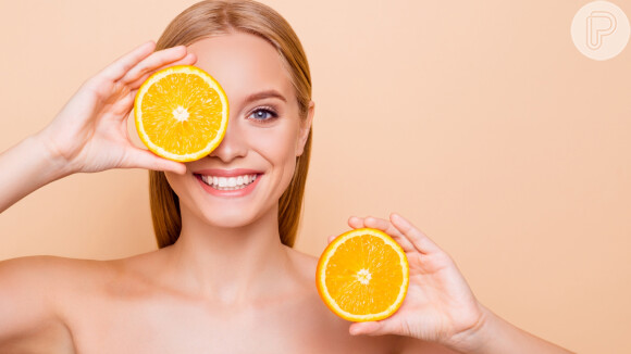 Vitamina C pra já! Veja benefícios e produtos com o ativo para corpo, cabelos e rosto