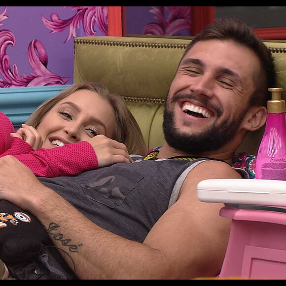 'BBB 21': Arthur teme ir ao Paredão com Carla Diaz