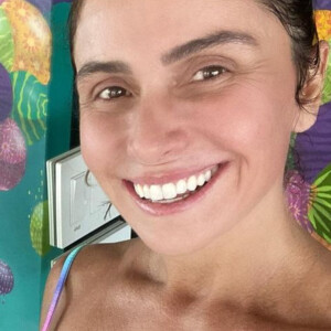 Giovanna Antonelli exibe corpo sarado em foto de biquíni, em 21 de fevereiro de 2021