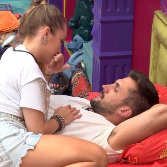 'BBB 21': Carla Diaz aponta ciúmes de Arthur