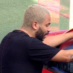 'BBB 21': Projota se emocionou na despedida do reality