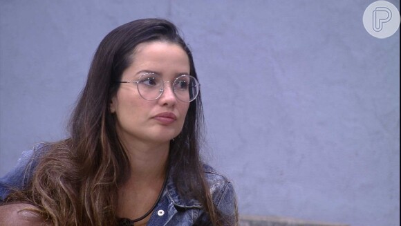 'BBB 21': Juliette foi consolar Sarah mesmo com desavenças com a brasiliense