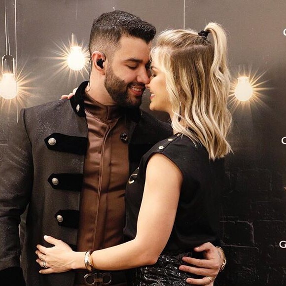 Gusttavo Lima fez live com Leonardo neste sábado (3) e deixou escapar que estava com saudades de Andressa Suita