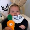Filho de Letícia Navas, Nathan se vestiu de coelhinho ao completar 2 meses
