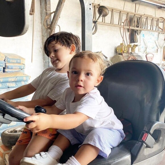 Carol Dantas é mãe coruja de Valentim, 1 ano