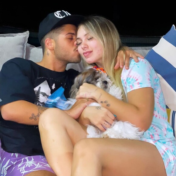 Filha de Virgínia Fonseca e Zé Felipe já ganhou quarto de luxo na casa dos pais do cantor, Leonardo e Poliana