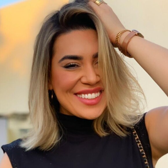 Naiara Azevedo faz vídeo com fotos anteriores ao seu emagrecimento