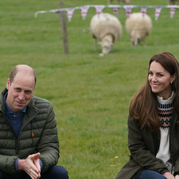 Kate Middleton e Príncipe William fizeram programa 'rural' nesta terça (27)