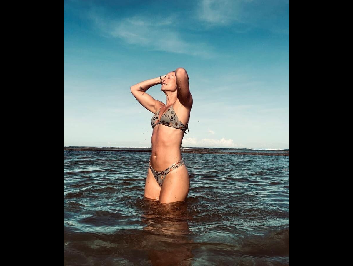 foto paolla oliveira exibe corpo torneado em foto de biquíni purepeople