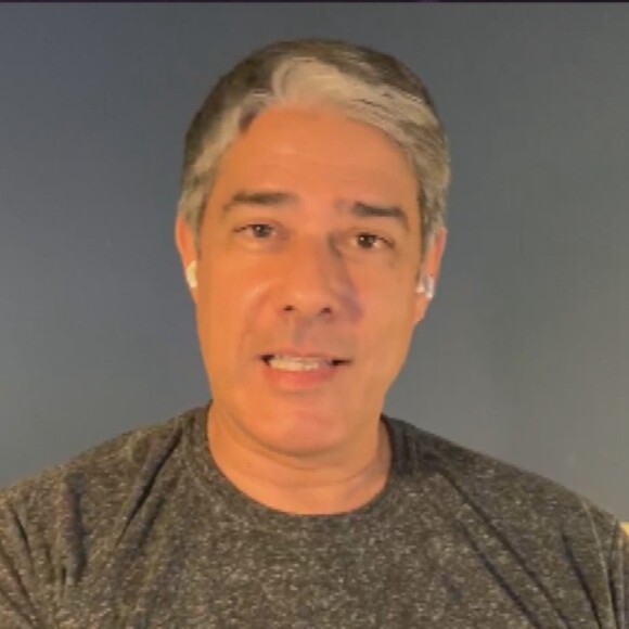 William Bonner revelou tristeza no fim das férias: 'Eu gosto de deixar a barba crescer'