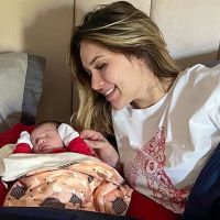 Virgínia Fonseca relata invasão de abelhas em quarto com filha recém-nascida: 'Umas 15'