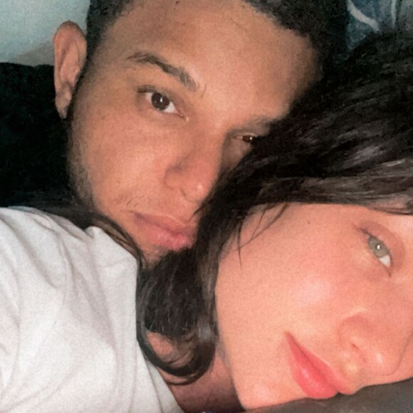 Gabi Martins apareceu visivelmnte abalada em sua rede social