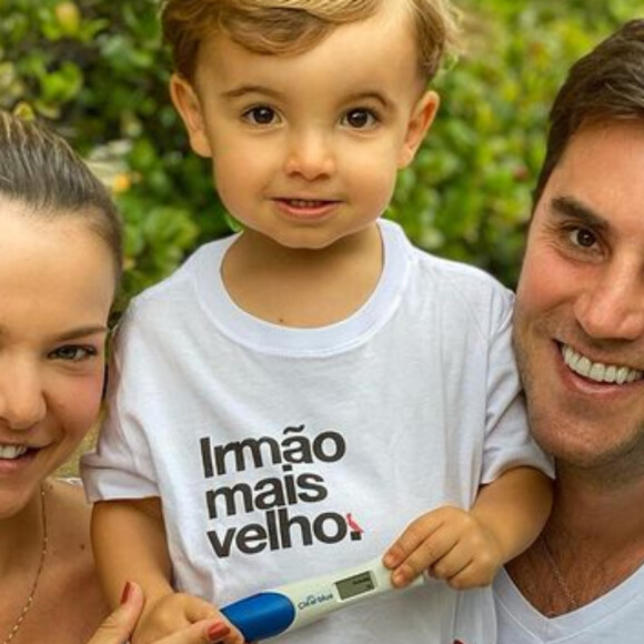 A família da atriz Milena Toscano acaba de aumentar!