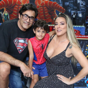 Luciano Szafir é casado com Luhanna Melloni, com quem tem dois filhos - David, de 7 anos, em foto de arquivo, e Mikael, de 6.