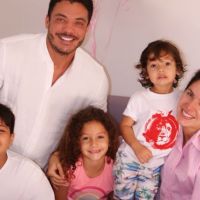 Wesley Safadão e Thyane Dantas fazem surpresa em aniversário de 7 anos da filha: 'Princesa'
