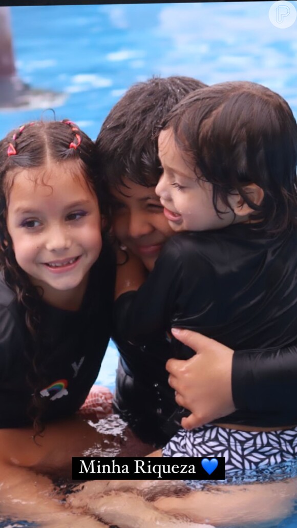 Wesley Safadão celebra união dos filhos em aniversário de 7 anos de Ysis: 'Minha riqueza'