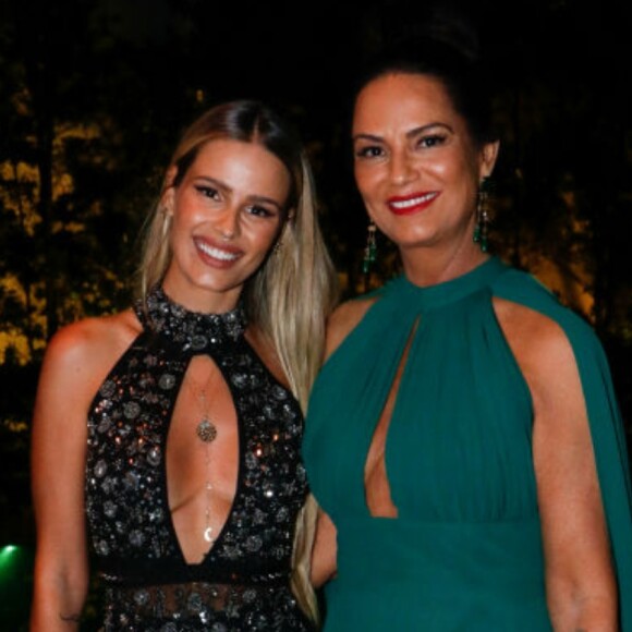 Luiza Brunet afirmou em entrevista nesta segunda-feira (19) que a filha, Yasmin Brunet, não está grávida do marido, Gabriel Medina