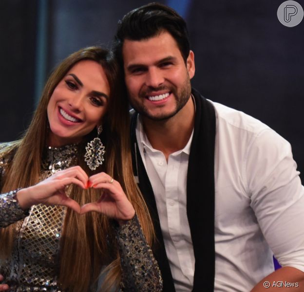 Nicole Bahls e Marcelo Bimbi terminam casamento de 3 anos. 'Não teve briga', diz modelo