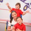 Andressa Suita e os filhos, Gabriel e Samuel, ficaram no Brasil após os vistos das crianças não saírem: 'Jamais deixaria meus filhos por 20 dias'