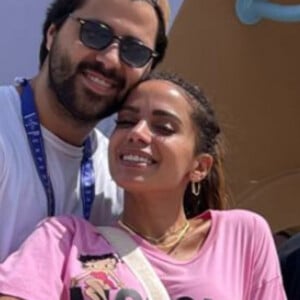 Anitta indica término com bilionário 3 meses após assumir relação: 'Não estou apaixonada'