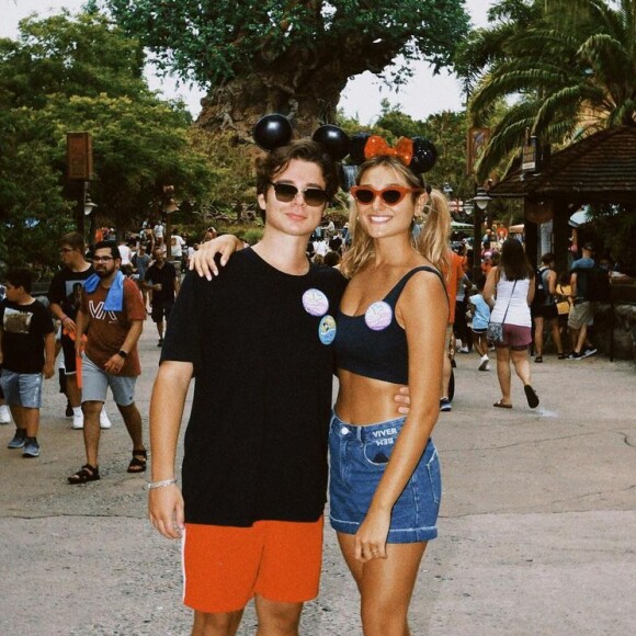 Sasha Meneghel e o marido, João Figueiredo, passaram parte da lua de mel na Disney