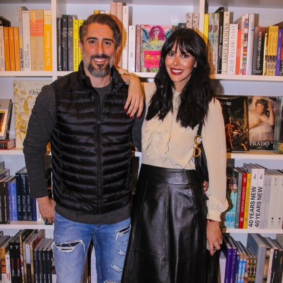 Marcos Mion veio para o Rio de Janeiro na companhia da mulher, Suzana Gullo