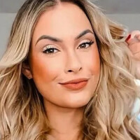 Ex-BBB Sarah Andrade surge mais loira e Lucas Viana a elogia com cabelo novo: 'Radiante'