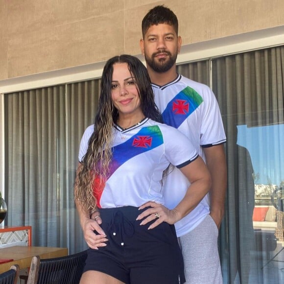 Viviane Araujo e Guilherme Militão se casaram diante de 300 convidados