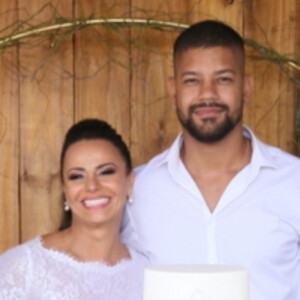 Viviane Araujo e Guilherme Militão estão juntos desde 2019 e se casaram no civil em 2021