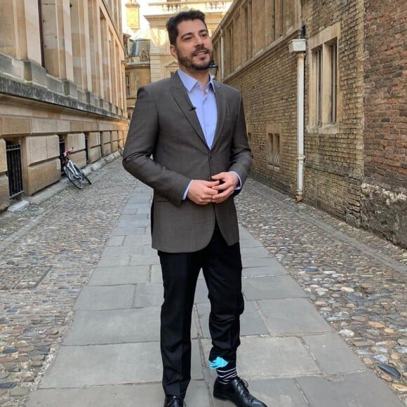 Evaristo Costa foi questionado sobre a possibilidade de assumir o comando do 'BBB22'