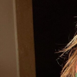 Biah Rodrigues costumava amamentar Theo grávida, mas parou recentemente