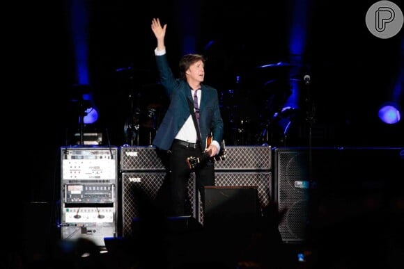 Paul McCartney arrisca algumas frases em português: 'Meu, aqui tá bombando'