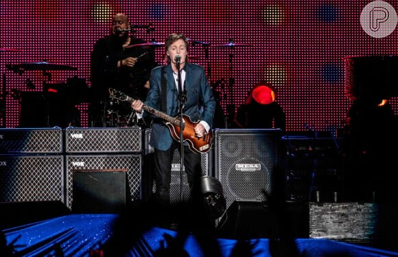 Paul McCartney cantou sucessos dos Beatles e de seu novo álbum