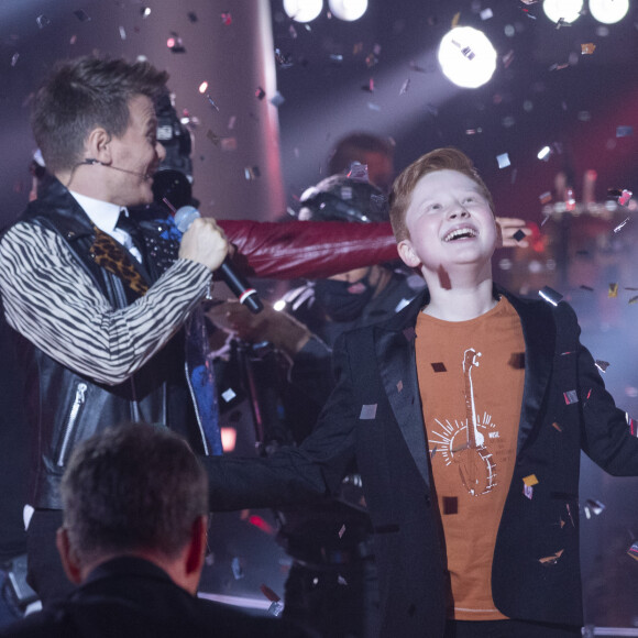 Michel Teló é hexa! Gustavo Bardim foi campeão 'The Voice Kids' e surpreendeu web por semelhança