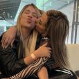 Viúva de MC Kevin, Deolane Bezerra é fã de Marília Mendonça e surgiu no Instagram em foto com a cantora: 'Zerei o gamer. Almas gêmeas?'