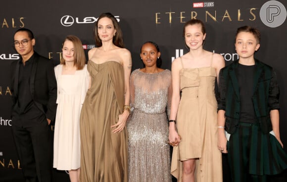 Angelina Jolie acompanhada dos filhos em pré-estreia de 'Eternos'