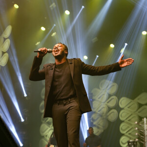 A volta do Exaltasamba, sem Thiaguinho e Péricles, foi cercada de polêmicas