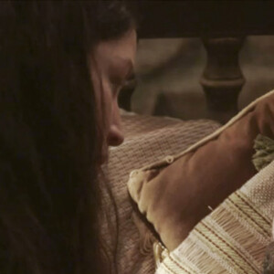 Novela 'Gênesis': Muriel (Rhaisa Batista) é chamada por Judá (Thiago Rodrigues) para tirar a limpo surra que Tamar (Juliana Xavier) tomou