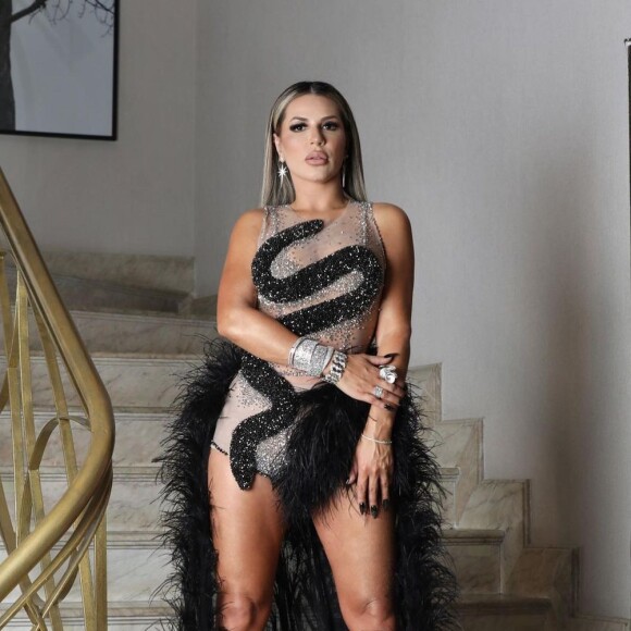 Deolane Bezerra contou que reservou um espaço para os amigos mais próximos em aniversário