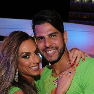 Nicole Bahls confirmou fim do casamento com Marcelo Bimbi em julho de 2021