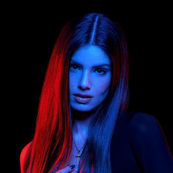 Camila Queiroz negou que tenha tentado mudar o final de 'Verdades Secretas 2'