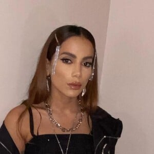 Anitta comentou a recusa de Melody em ser empresariada por ela aos 17 anos: 'Eu não sou a rainha do universo, outras pessoas podem fazer dela um ícone do Brasil'