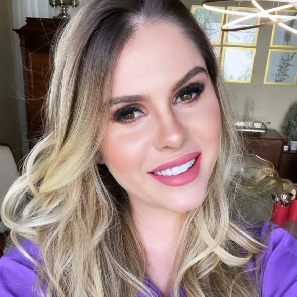 Bárbara Evans está grávida de uma menina, que se chamará Ayla