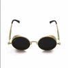 Óculos de sol com armação em ouro velho e detalhes futuristas: veja oferta da Amazon