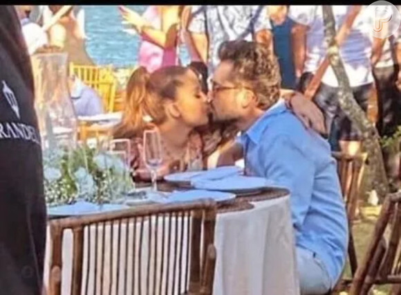 Maiara e Fernando Zor trocaram beijos durante casamento que aconteceu na semana passada