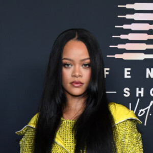 Rihanna também fez história no mundo da moda com o Savage X Fenty Show, um desfile de lingerie inclusivo