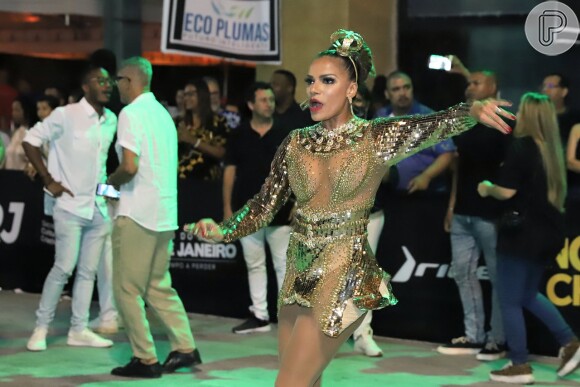 Carnaval 2022 no Rio: Quitéria Chagas, que sambou no evento de lançamento do CD dos sambas-enredo, disse estar otimista com a folia
