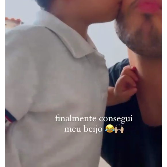 Murilo Huff compartilhou as fotos de Leo com o Papai Noel nas redes sociais